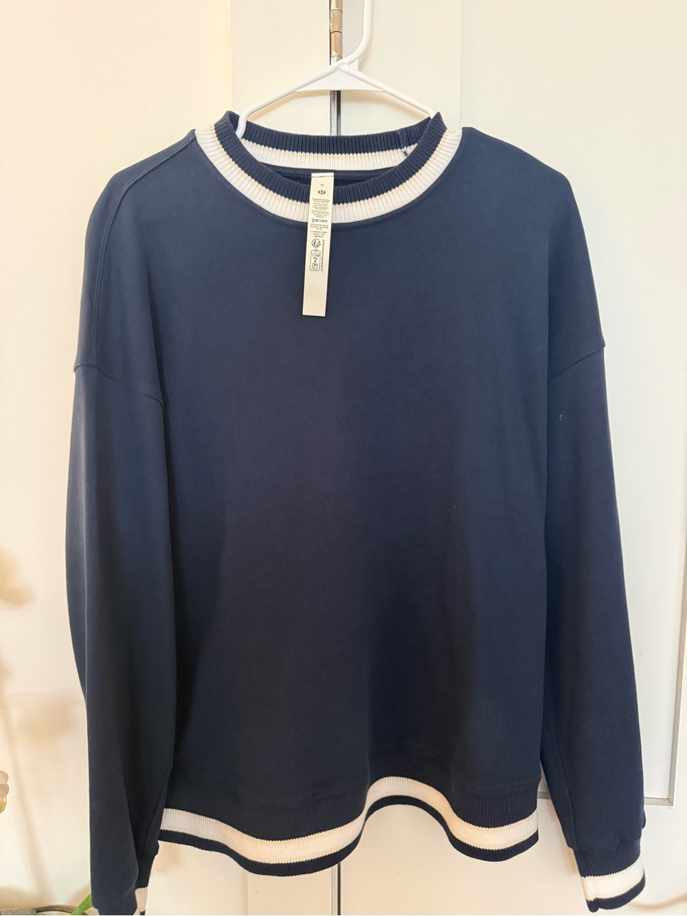 Lululemon Perfectly Oversized Ringer Crew - Picture 2 of 3